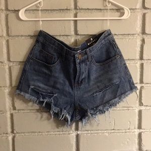 NWT Fashion Nova Festival Vibes Denim Shorts Sz S